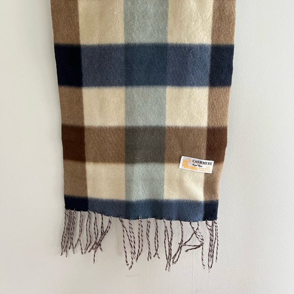 Royal Rossi Plaid Mongolian Cashmere Fringe Scarf Blue Brown Cream - Picture 3 of 7